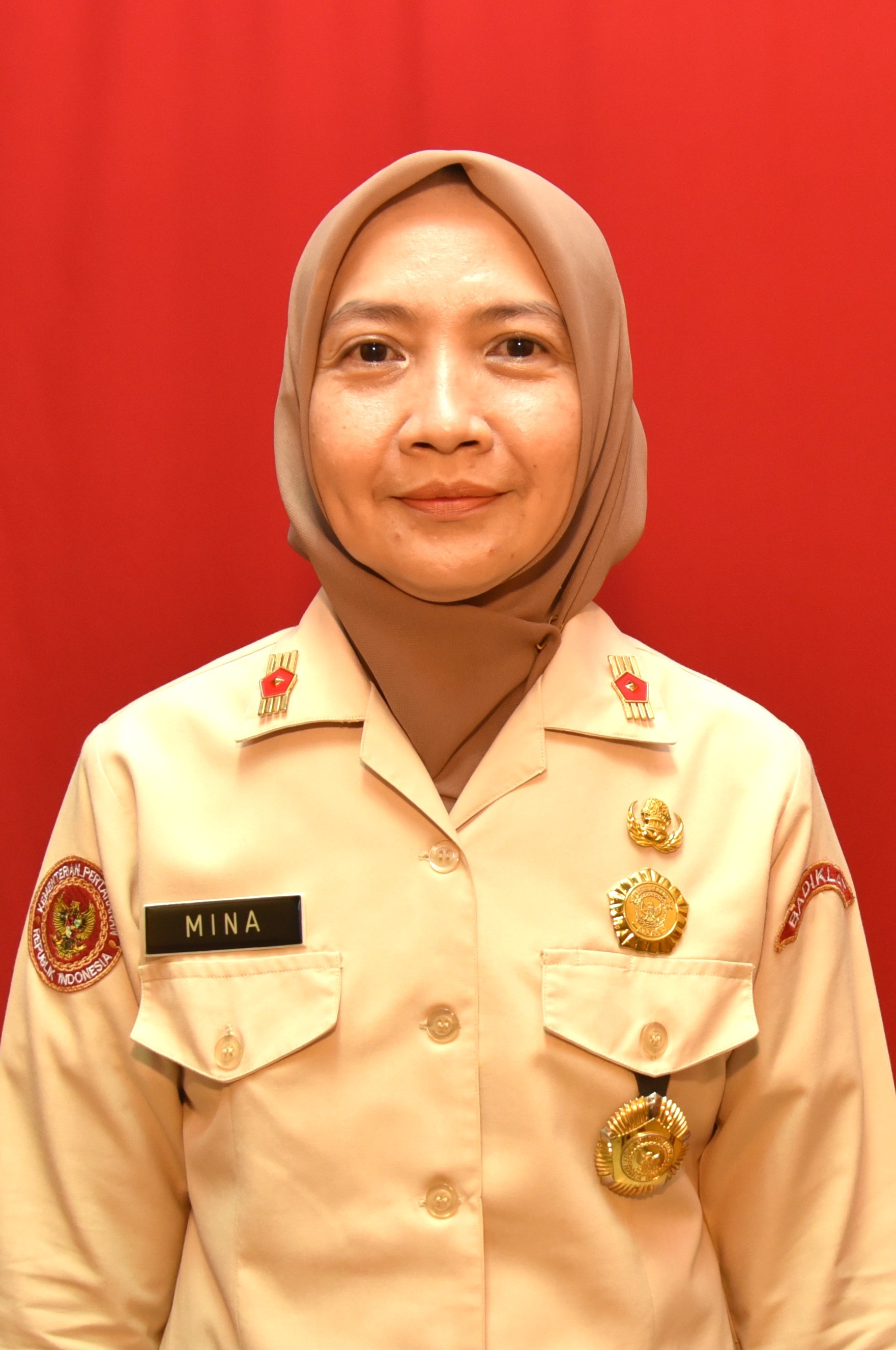Pembina IV/a Mina Mahfianti, S.Pd., M.M.